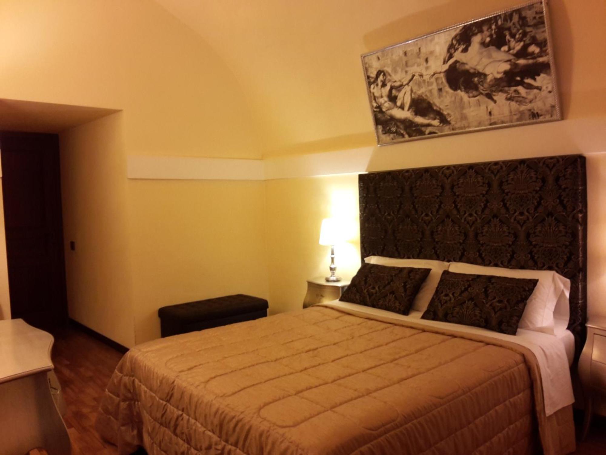 Castello Izzalini Todi Resort Room photo