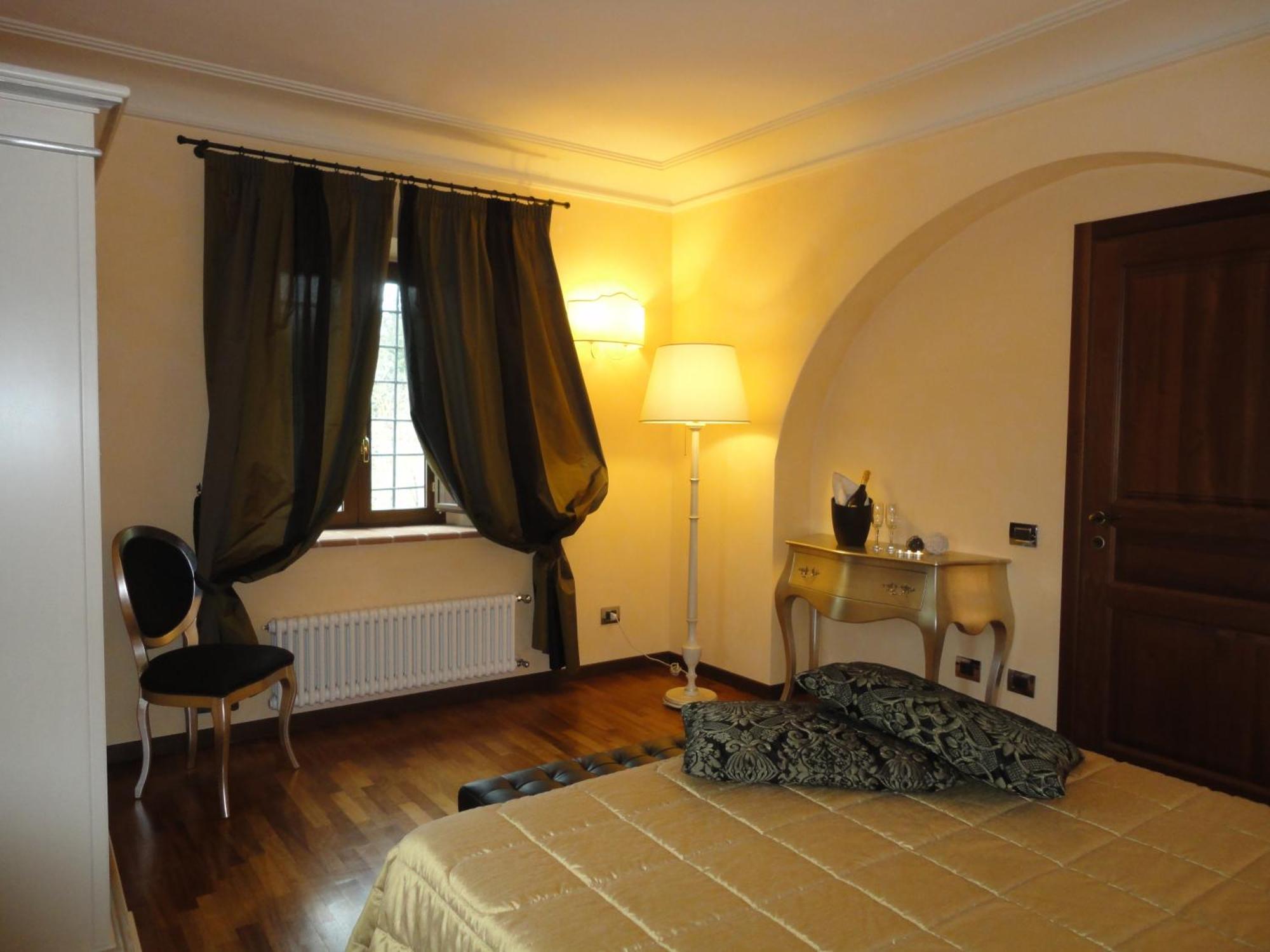 Castello Izzalini Todi Resort Room photo